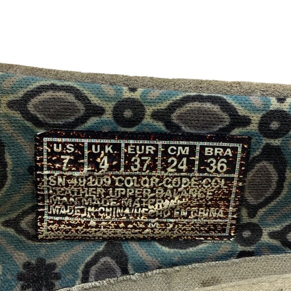 Skechers Women Leather Relaxed Fit Memory Foam Gray Loafers Size 7 US - Picture 3 of 7